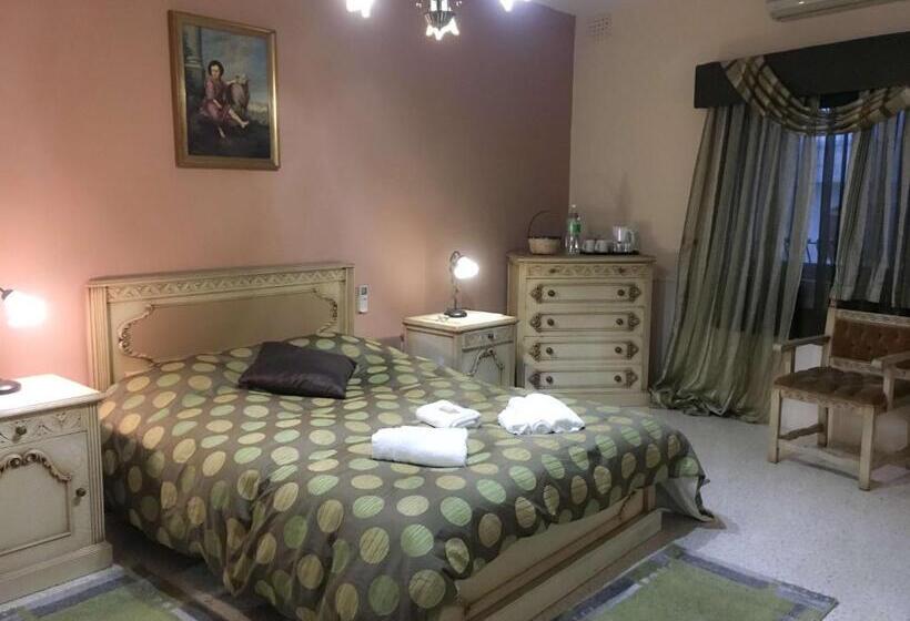 پانسیون D Ambrogio Guest House