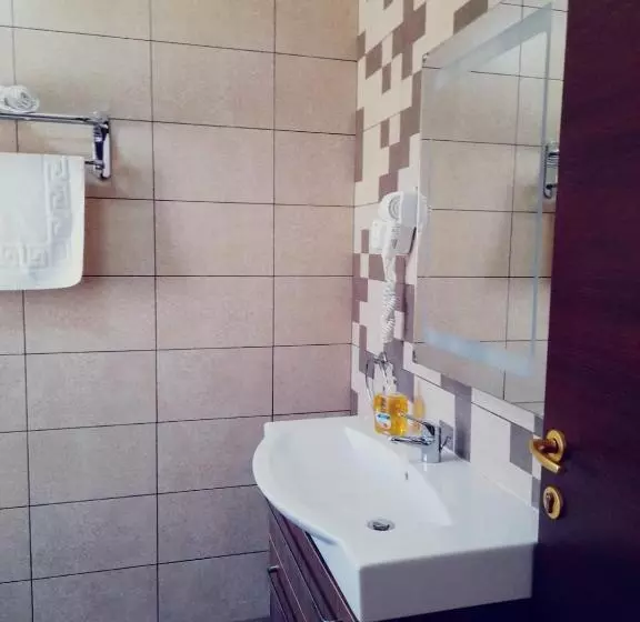 پانسیون D Ambrogio Guest House