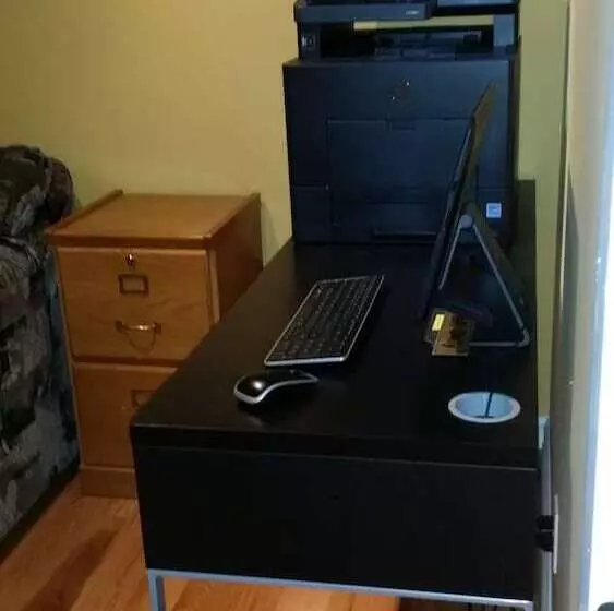 Majatalo Eileen S Bed & Breakfast   Guest House