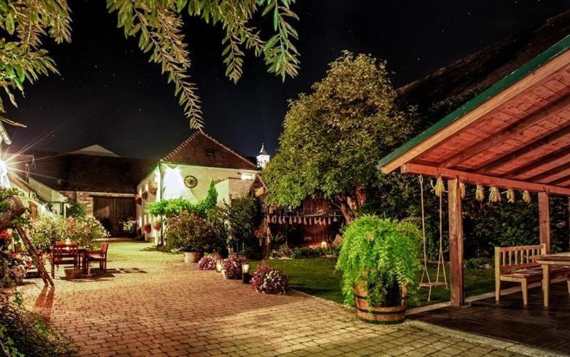 بنسيون Winzerhof Agerlhof