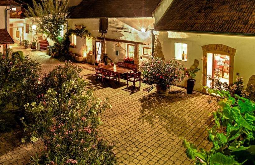 بنسيون Winzerhof Agerlhof