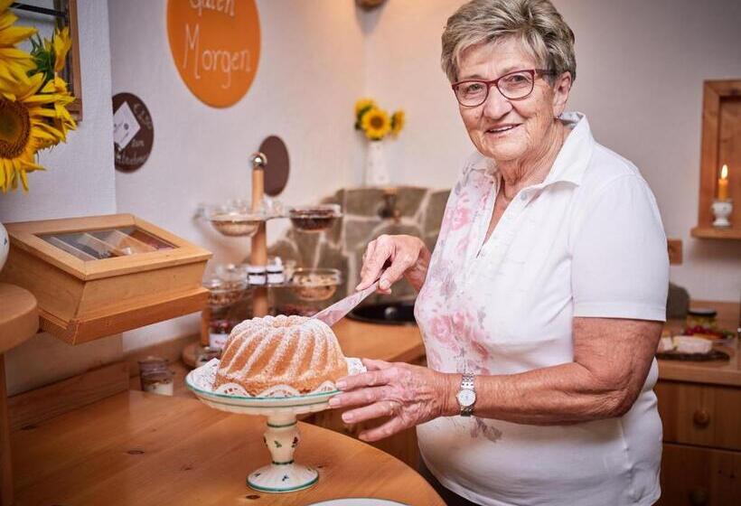 بنسيون Winzerhof Agerlhof