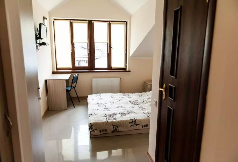 هاستل Minihotel Freedom