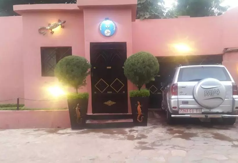 هاستل Tamana