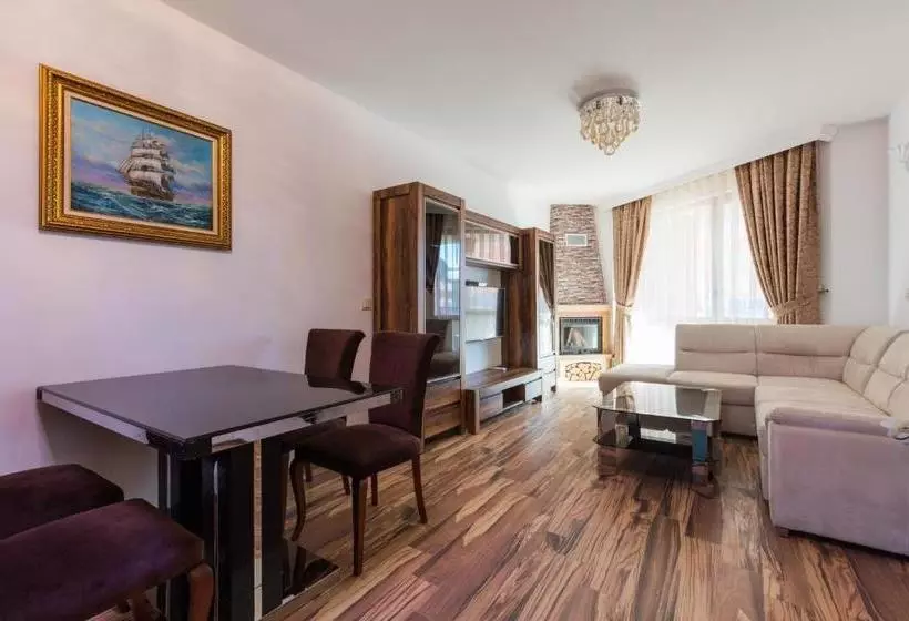 Boutique Apart Hotel Versis