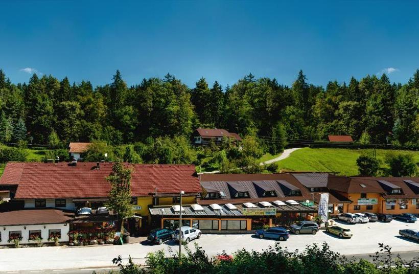 پانسیون Gostisce Ulipi