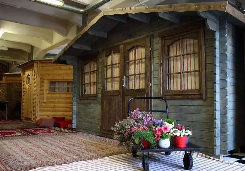 پانسیون Guesthouse Little Tundra