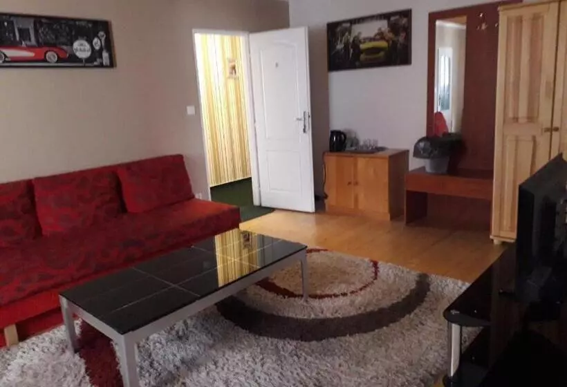 پانسیون Penzion Na Střelnici