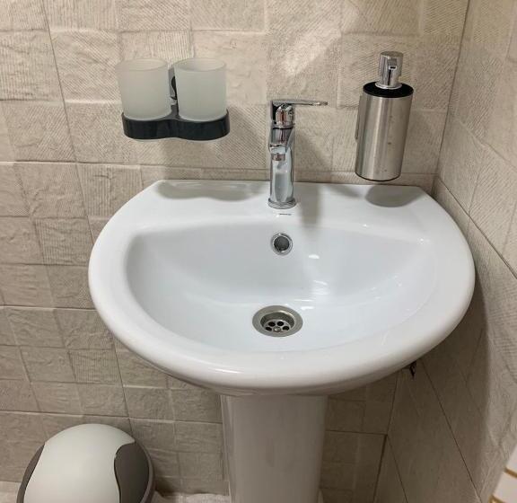 پانسیون Shara Talyan 8/2 Guest House