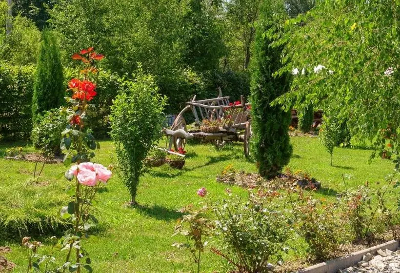 Pensiunea Poiana Avrigului