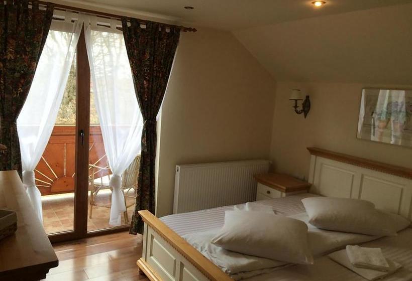 Pensiunea Poiana Avrigului