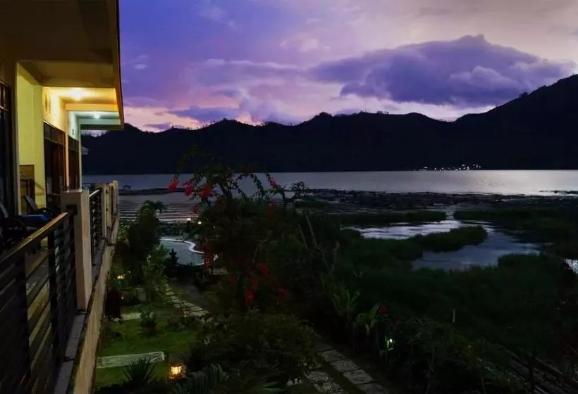 ホテル Lakeside Cottages