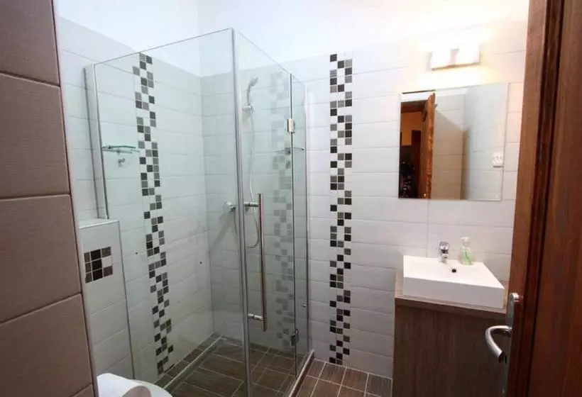 Majatalo Apartman Gondola