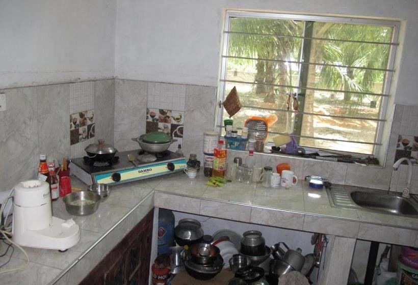 פנסיון Gopalapuram Guest House