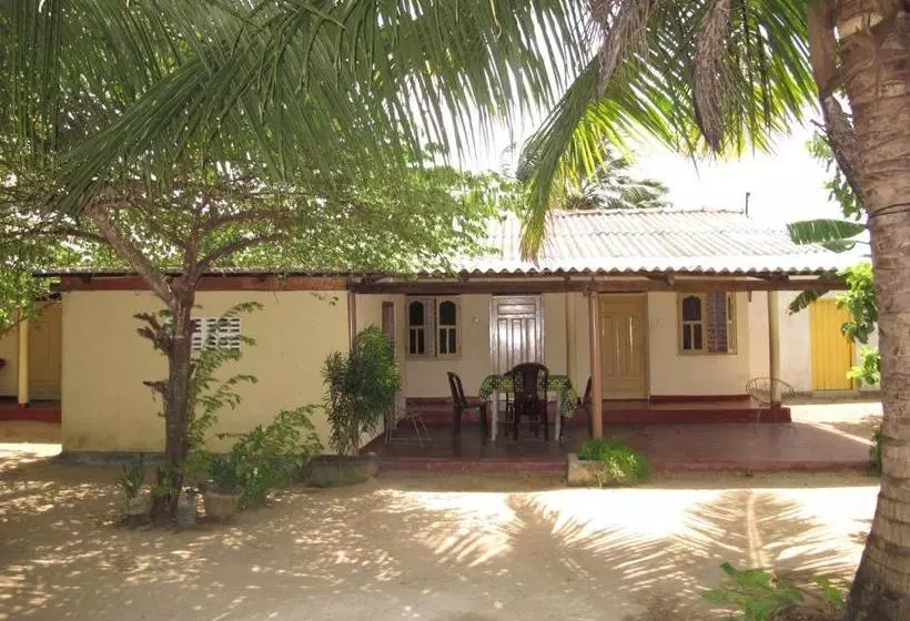 Majatalo Gopalapuram Guest House