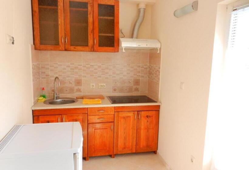 پانسیون Guest House Villa Leonardo