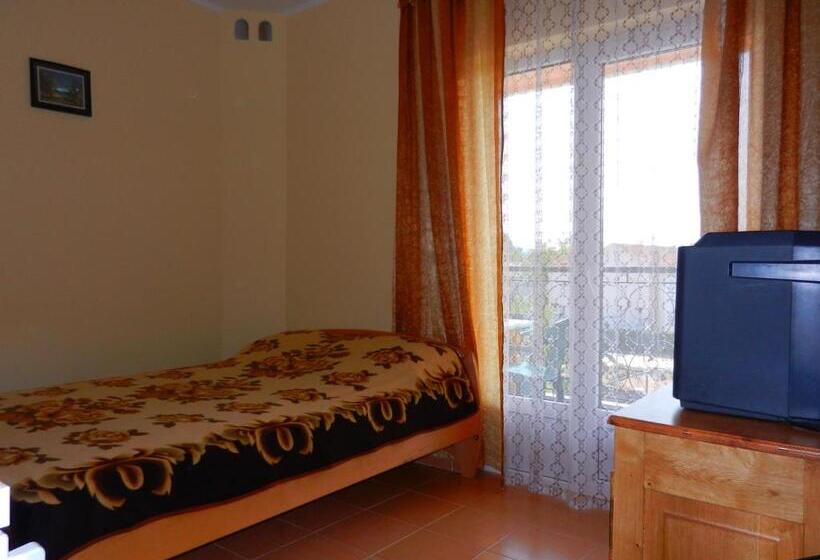پانسیون Guest House Villa Leonardo