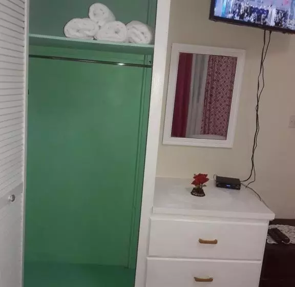 پانسیون Hilltop View Guesthouse