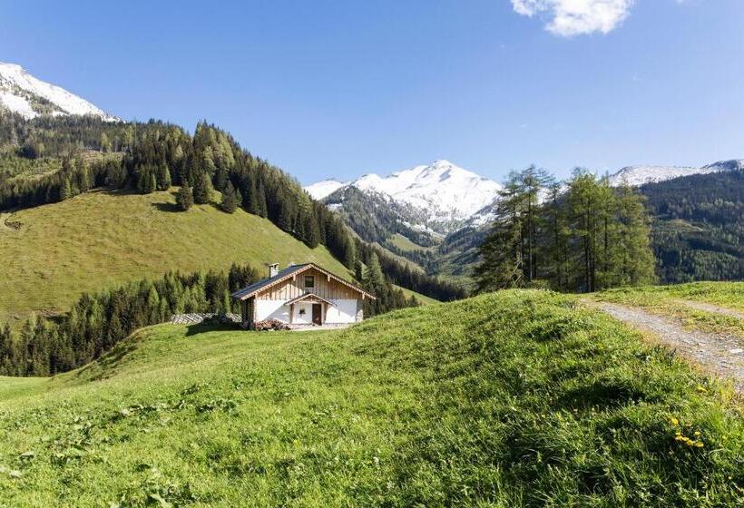 ペンション Alpengasthof Karalm
