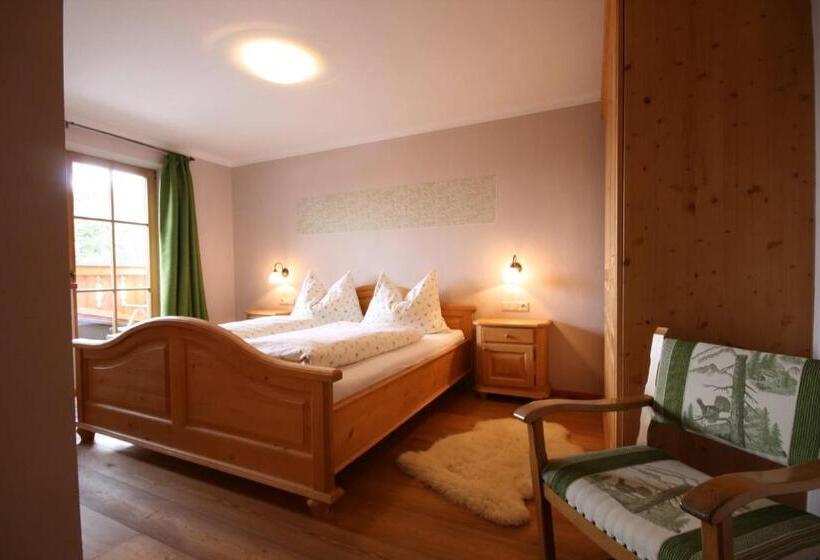 ペンション Alpengasthof Karalm