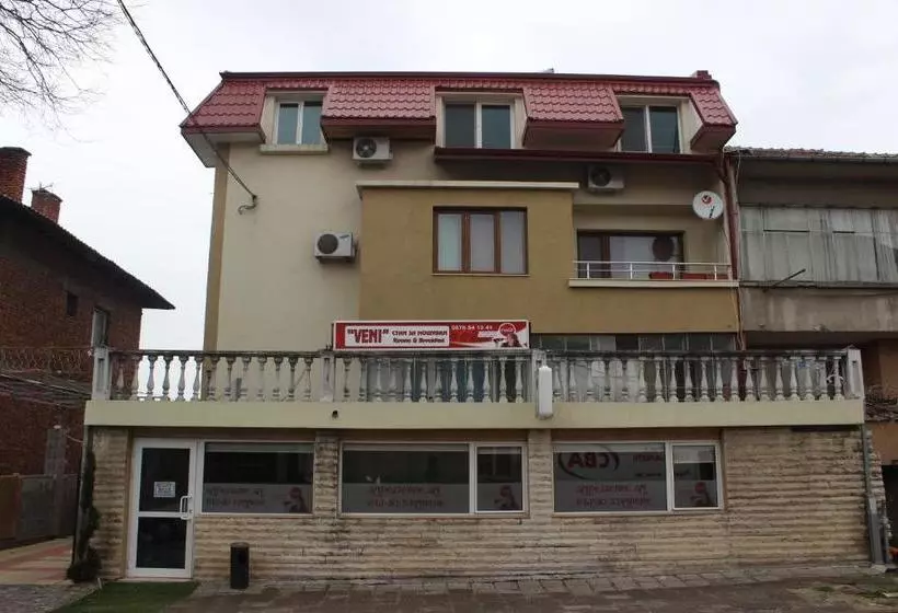 پانسیون Guest House Veni