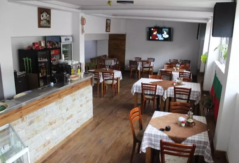 پانسیون Guest House Veni