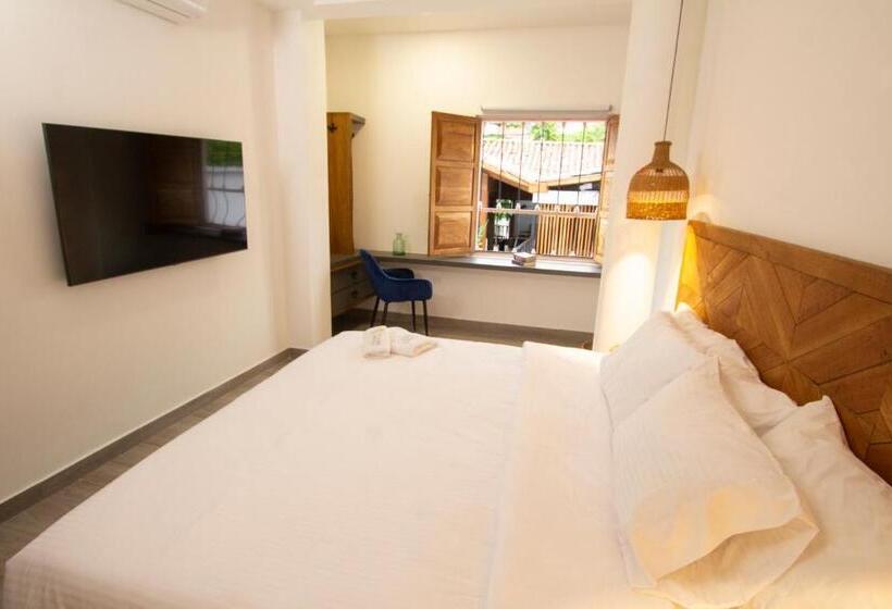 ペンション Pajara Pinta