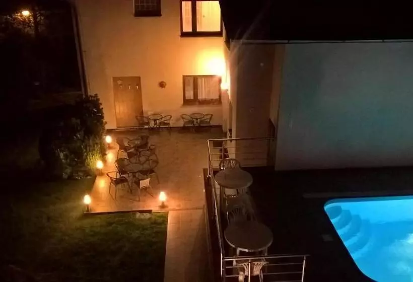 Majatalo Penzion Kalina