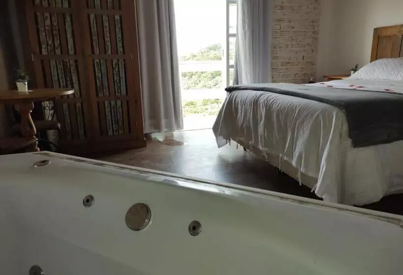Majatalo Pousada Miraggio