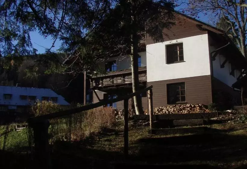 Majatalo Ubytování U Rohelů