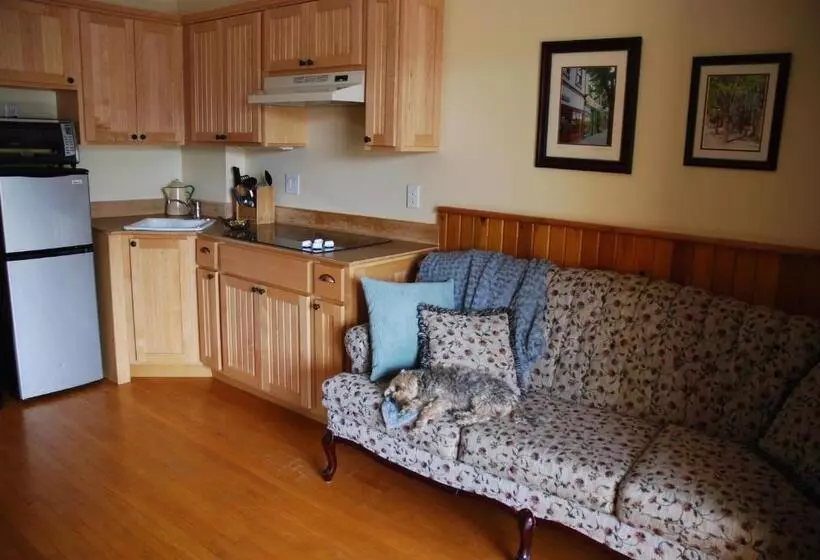 Majatalo Victoria Falls House