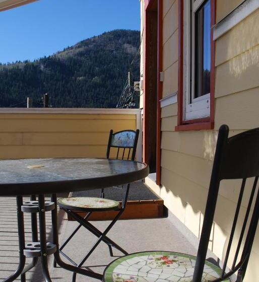 פנסיון Victoria Falls House