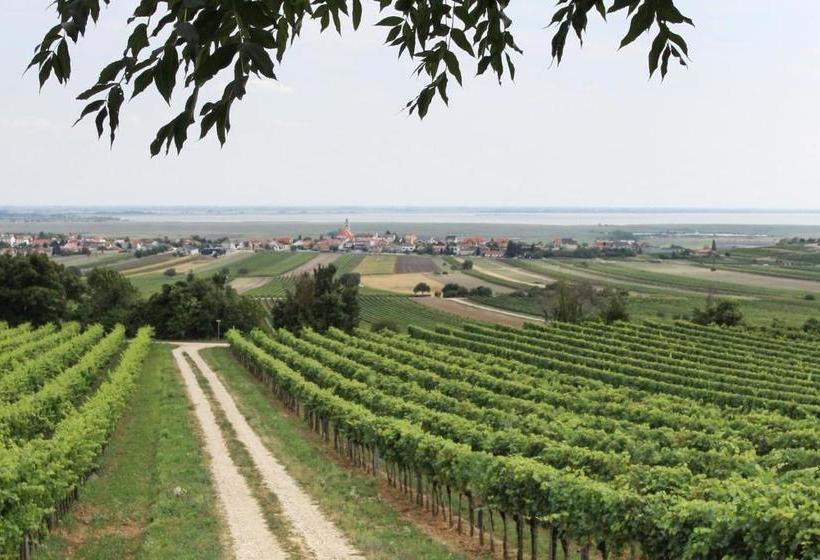 ユースホステル Schnepfenhof