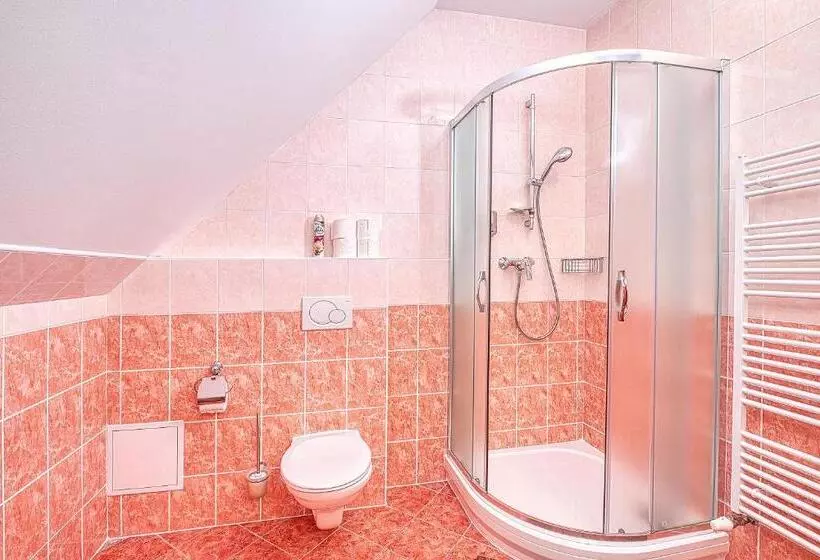 Apartments White   Hill