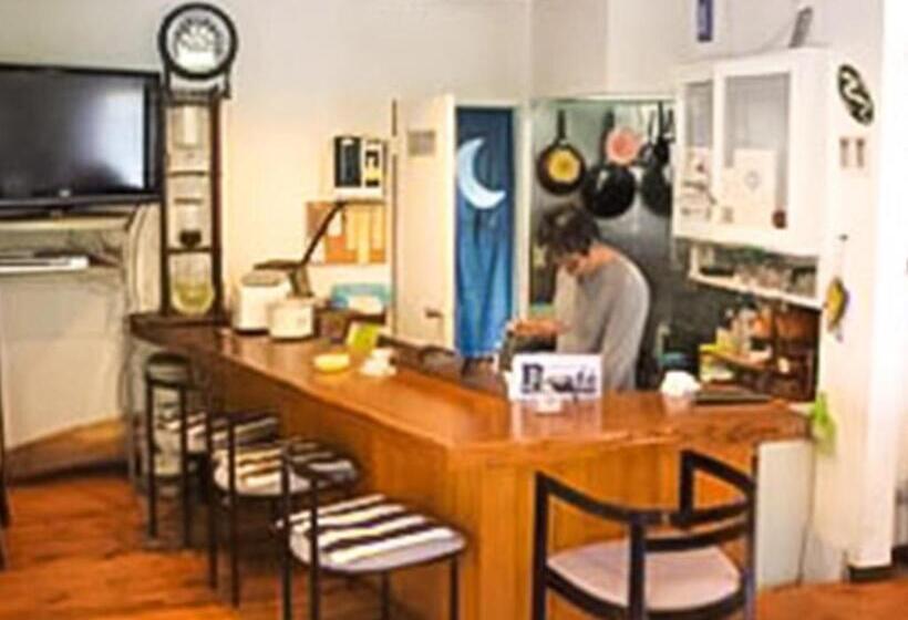 פנסיון Guest House Shirahama R Cafe   Female Only