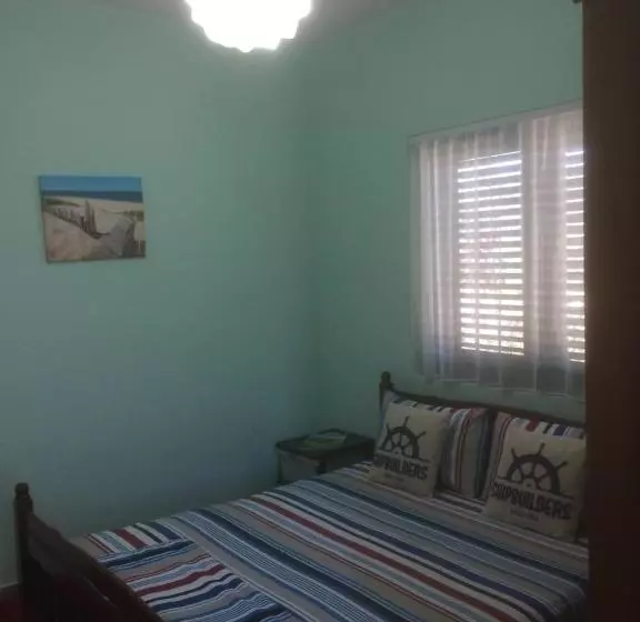 پانسیون H And H Guesthouse
