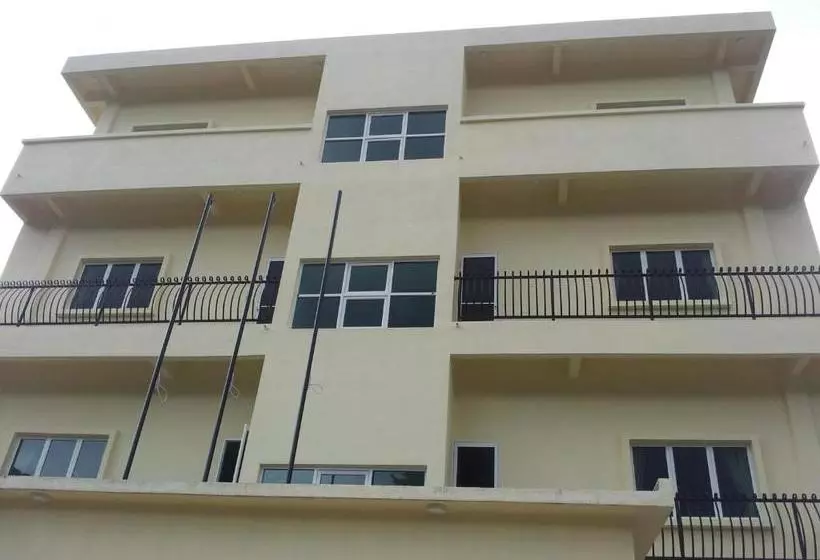 ペンション Sam Jade Guest House