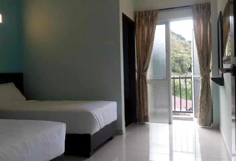 ペンション Sam Jade Guest House