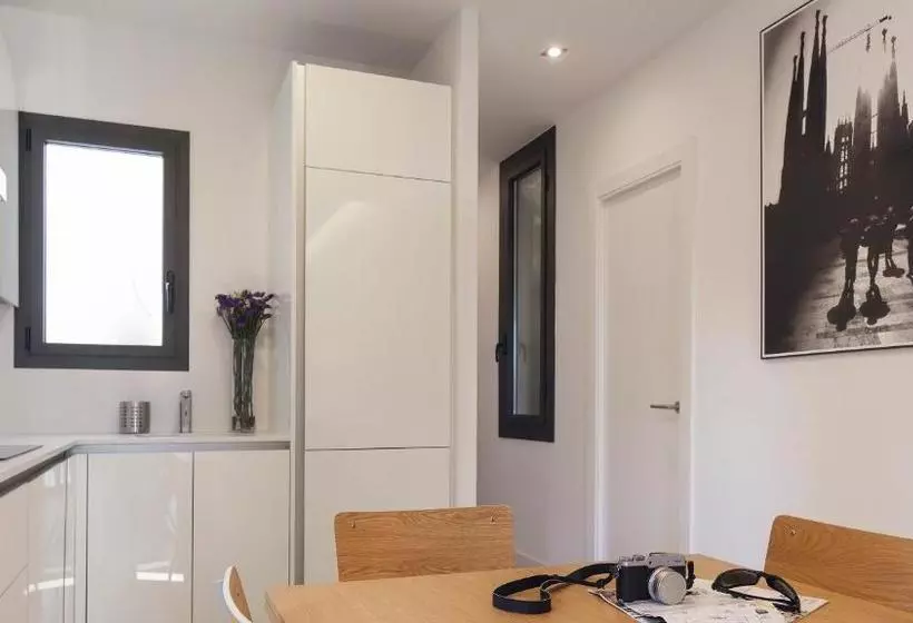 Sagrada Familia Apartments