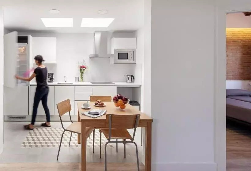 Sagrada Familia Apartments