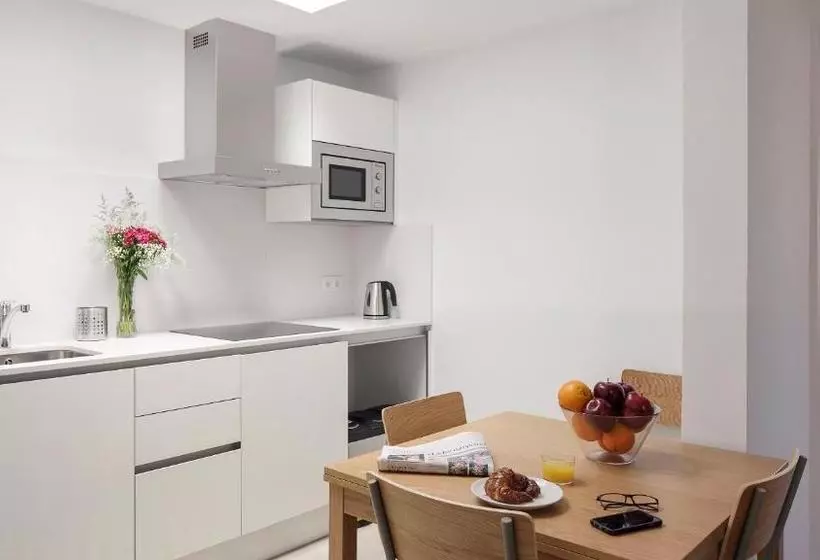 Sagrada Familia Apartments