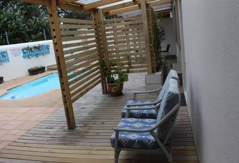 پانسیون Windfall Plett