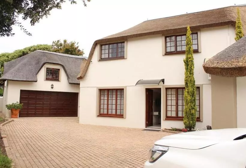 پانسیون Windfall Plett