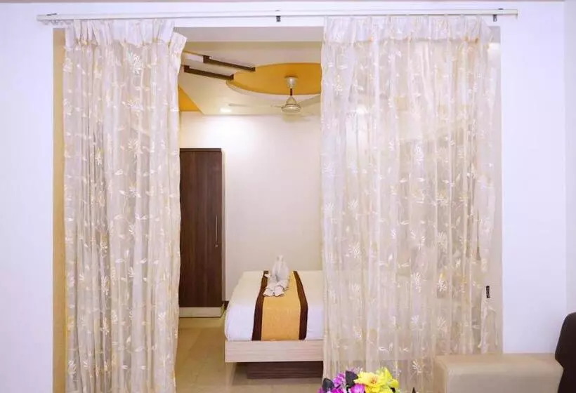 Hotel Gopal