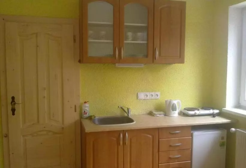 Majatalo Penzion Apartmány Bečov
