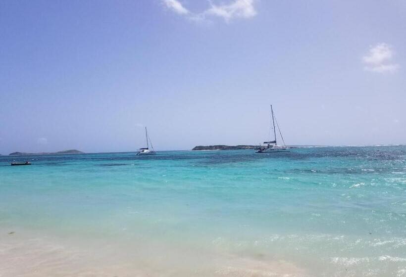 Orient Bay Beach Studio