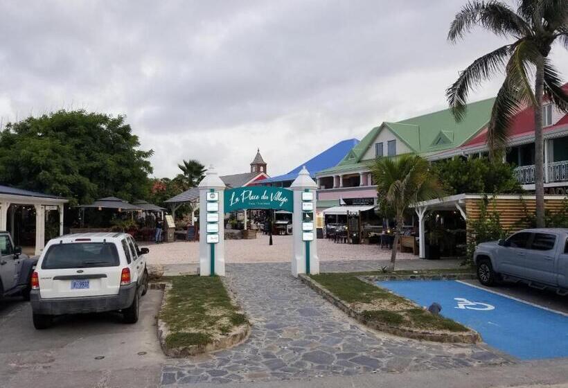 Orient Bay Beach Studio