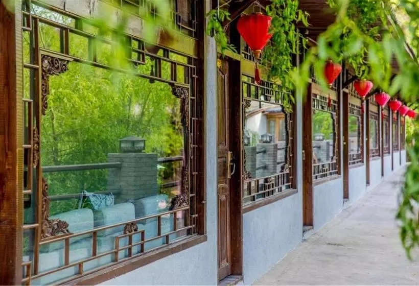 ペンション Lijiang Taoyuan Inn