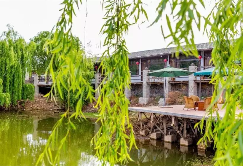 ペンション Lijiang Taoyuan Inn