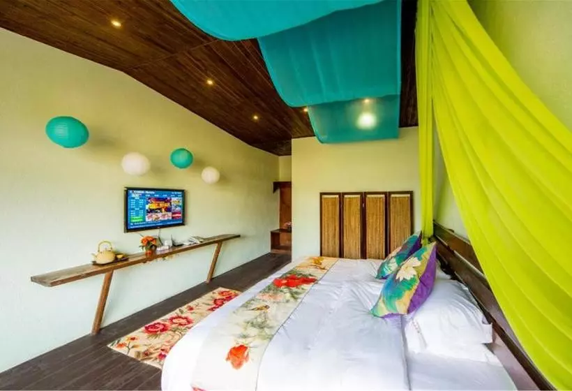 ペンション Lijiang Taoyuan Inn